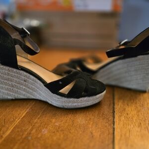 American Eagle by Payless Black Wedge Sandals